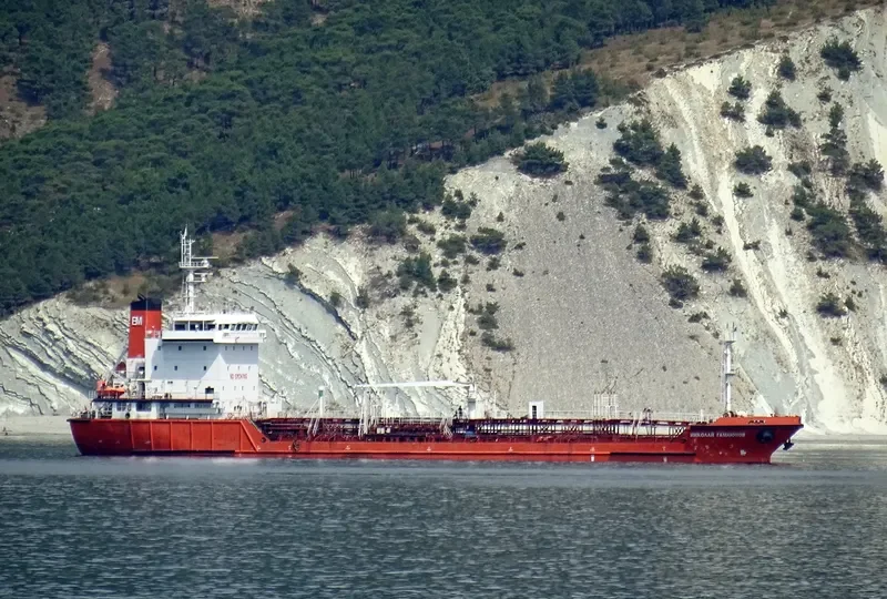 NIKOLAY GAMAYUNOV Tanker IMO 9766073 photo 4