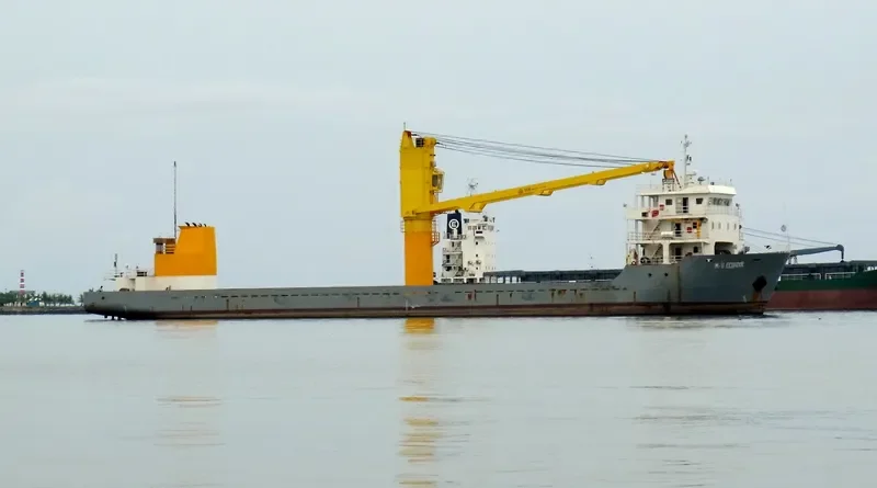 ECUADOR Container Ship IMO 9766475