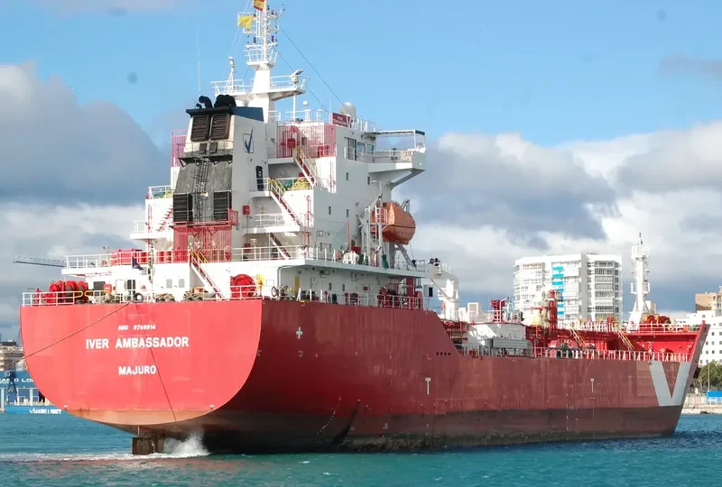 IVER AMBASSADOR Tanker IMO 9768514 photo 8