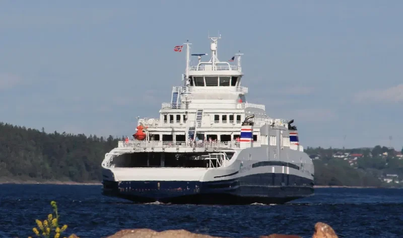 BASTO V Ro-Ro IMO 9771432 photo 2