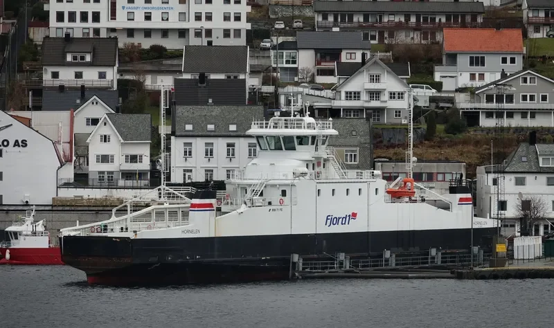 HORNELEN Ro-Ro IMO 9771638 photo 6