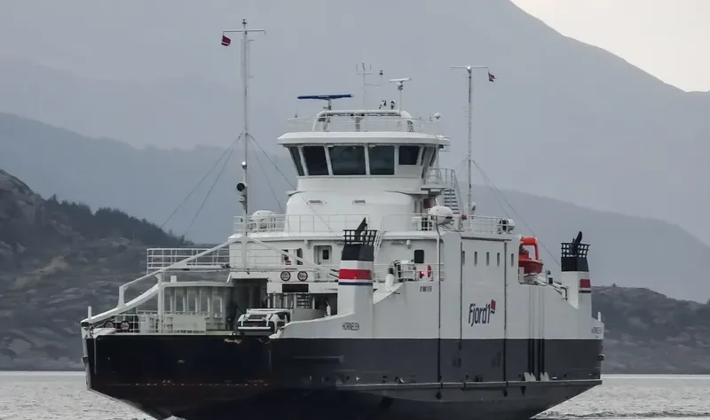 HORNELEN Ro-Ro IMO 9771638 photo 8