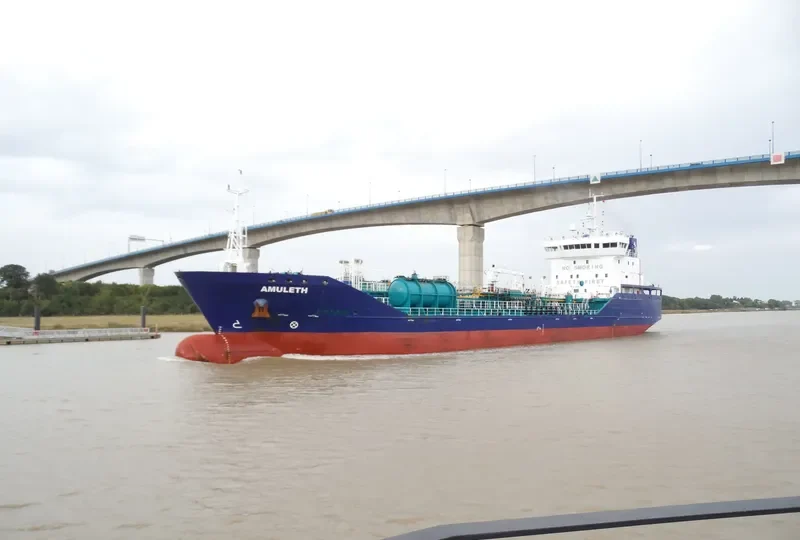 AMULETH Tanker IMO 9778002 photo 9