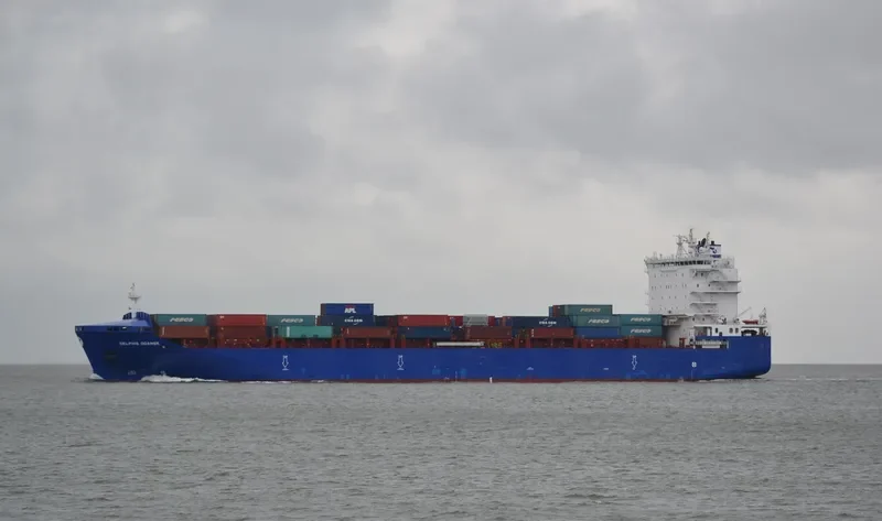 DELPHIS GDANSK Container Ship IMO 9780653 photo 4