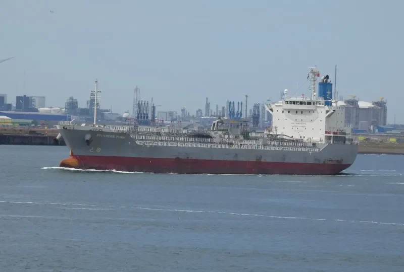 SOUTHERN PUMA Tanker IMO 9792008 photo 9